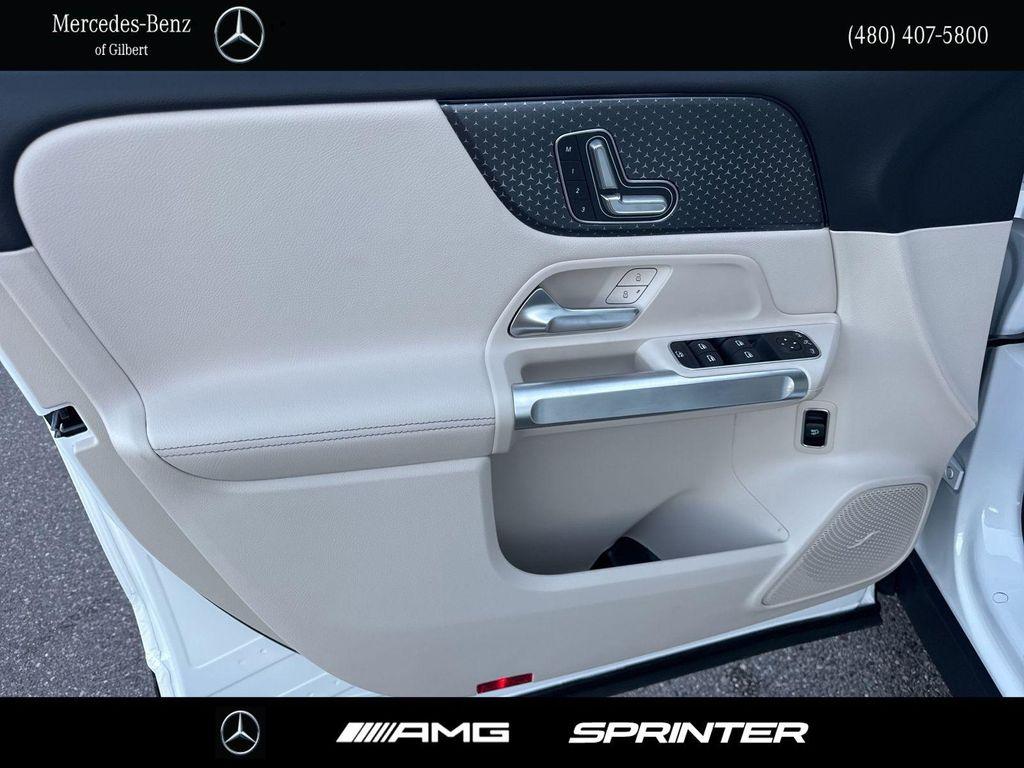 new 2026 Mercedes-Benz GLB 250 car, priced at $44,950