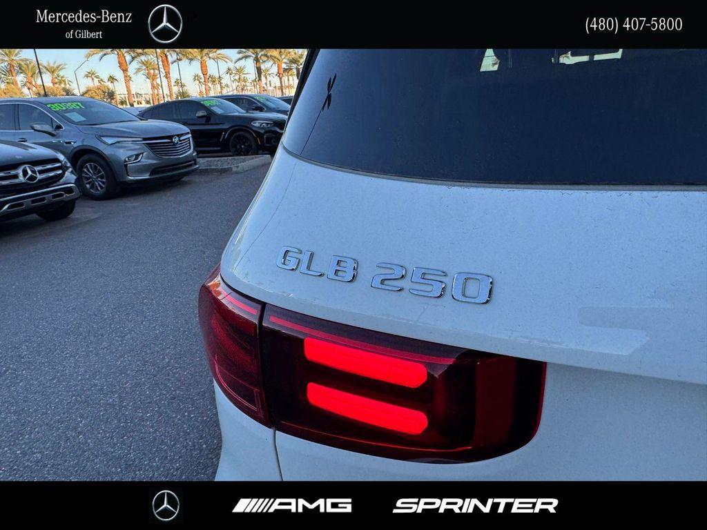 new 2026 Mercedes-Benz GLB 250 car, priced at $44,950