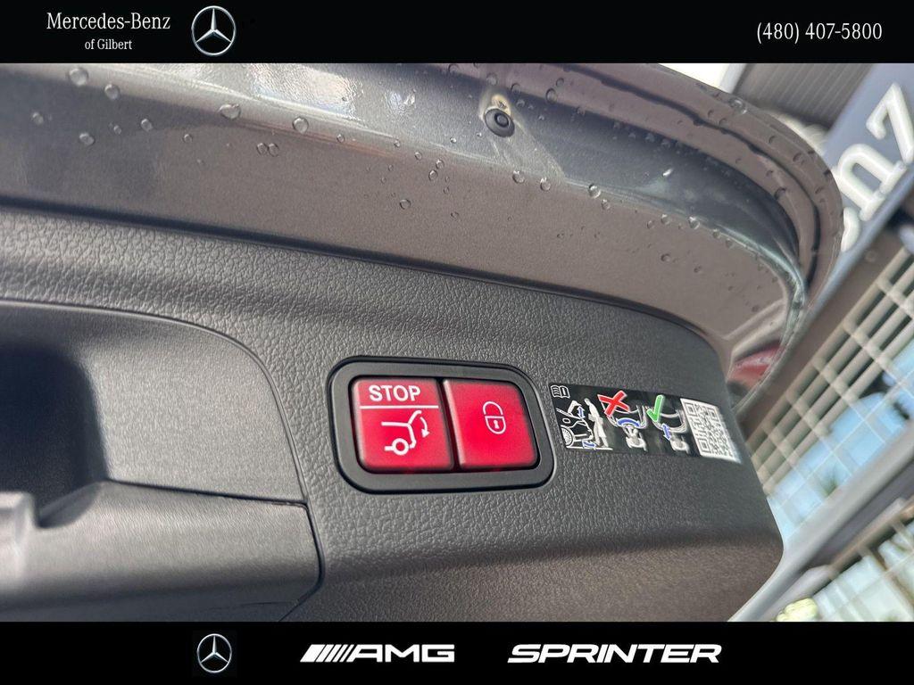 new 2025 Mercedes-Benz GLE 350 car, priced at $68,110