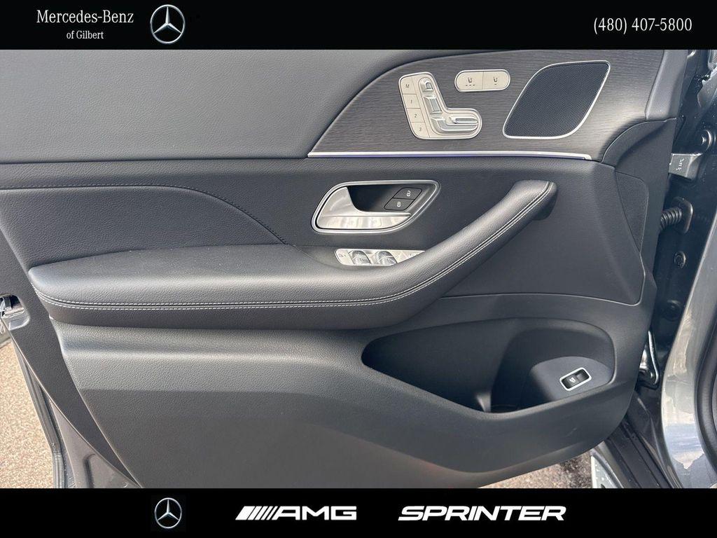 new 2025 Mercedes-Benz GLE 350 car, priced at $68,110
