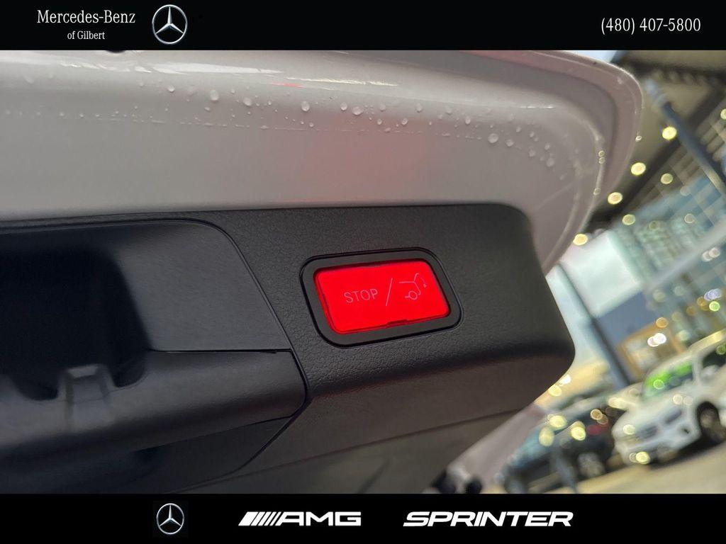 new 2026 Mercedes-Benz GLB 250 car, priced at $47,375