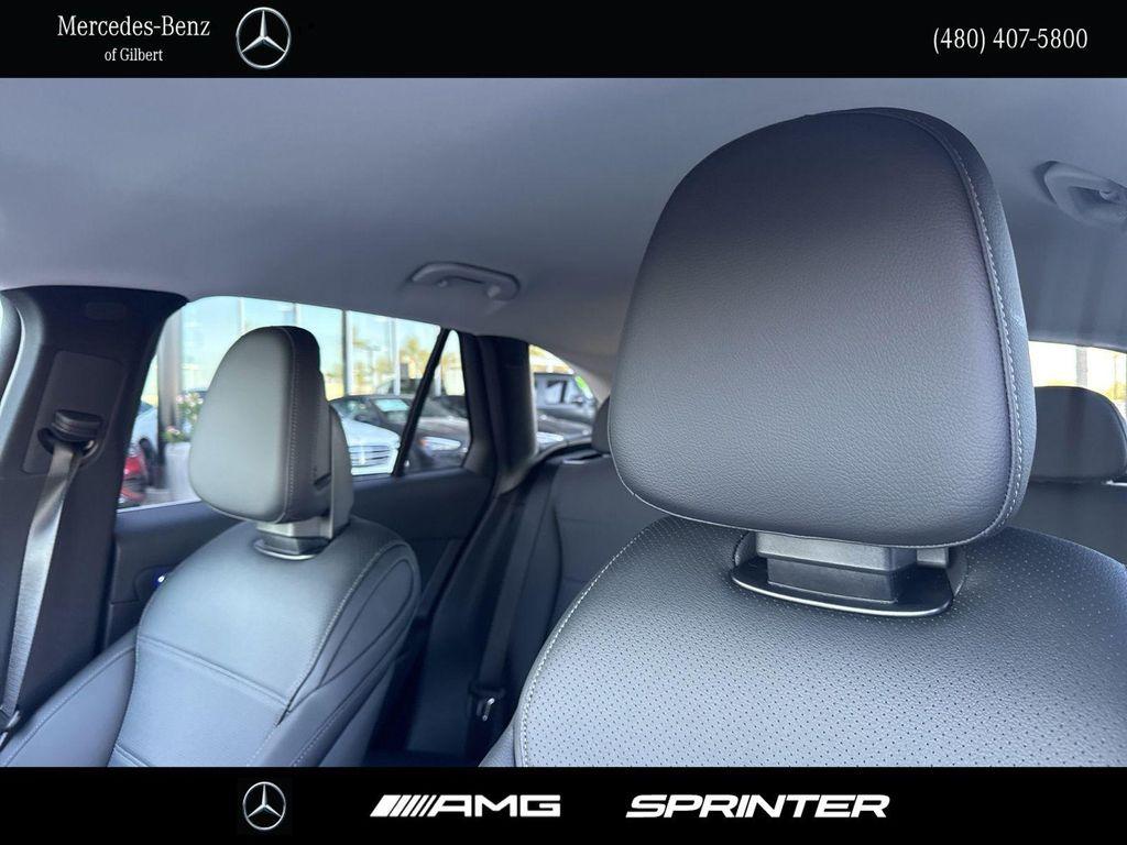 new 2025 Mercedes-Benz GLC 350e car, priced at $61,700