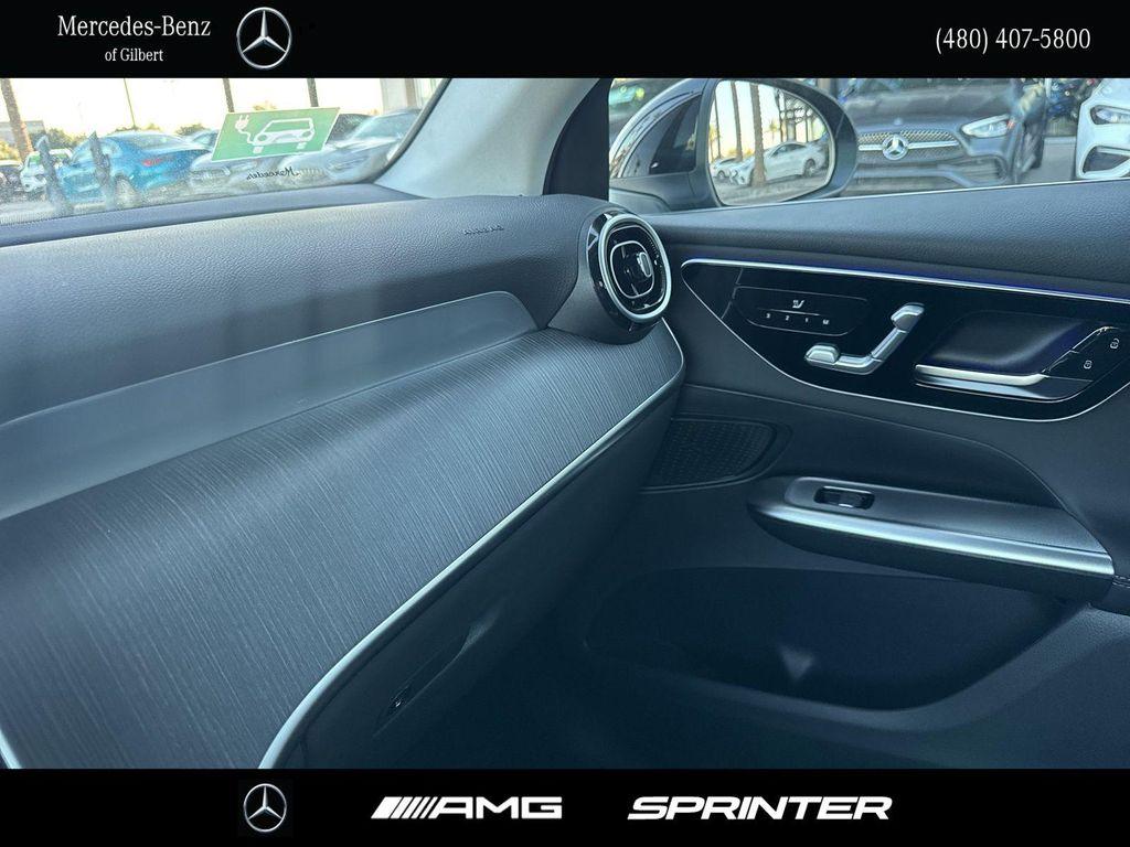 new 2025 Mercedes-Benz GLC 350e car, priced at $61,700