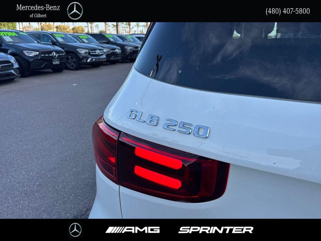 new 2026 Mercedes-Benz GLB 250 car, priced at $45,990