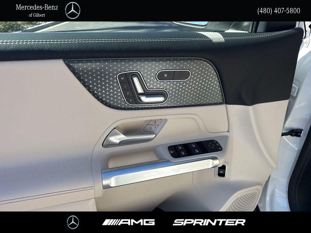 used 2025 Mercedes-Benz GLB 250 car, priced at $38,888