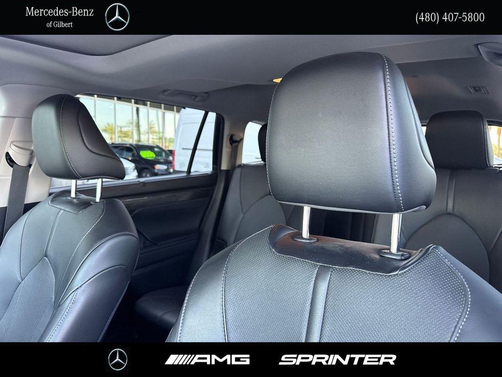 used 2023 Toyota Highlander car, priced at $44,994
