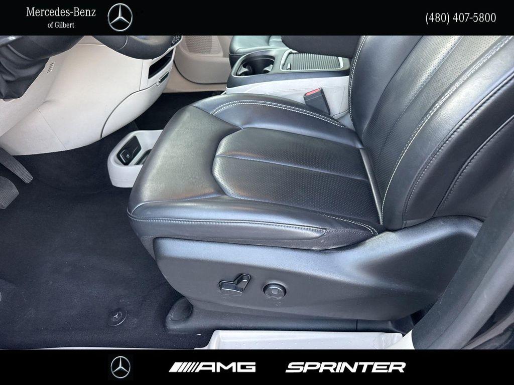 used 2023 Chrysler Pacifica car, priced at $27,953