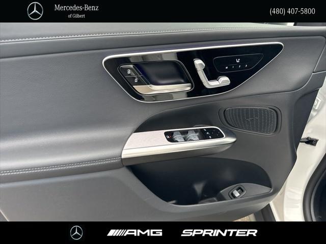 new 2024 Mercedes-Benz GLC 300 car, priced at $48,950
