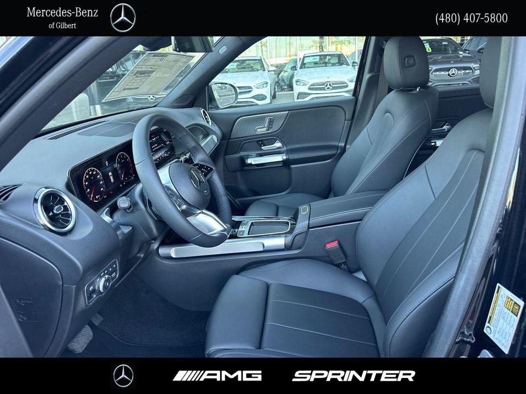 new 2025 Mercedes-Benz GLB 250 car, priced at $44,550