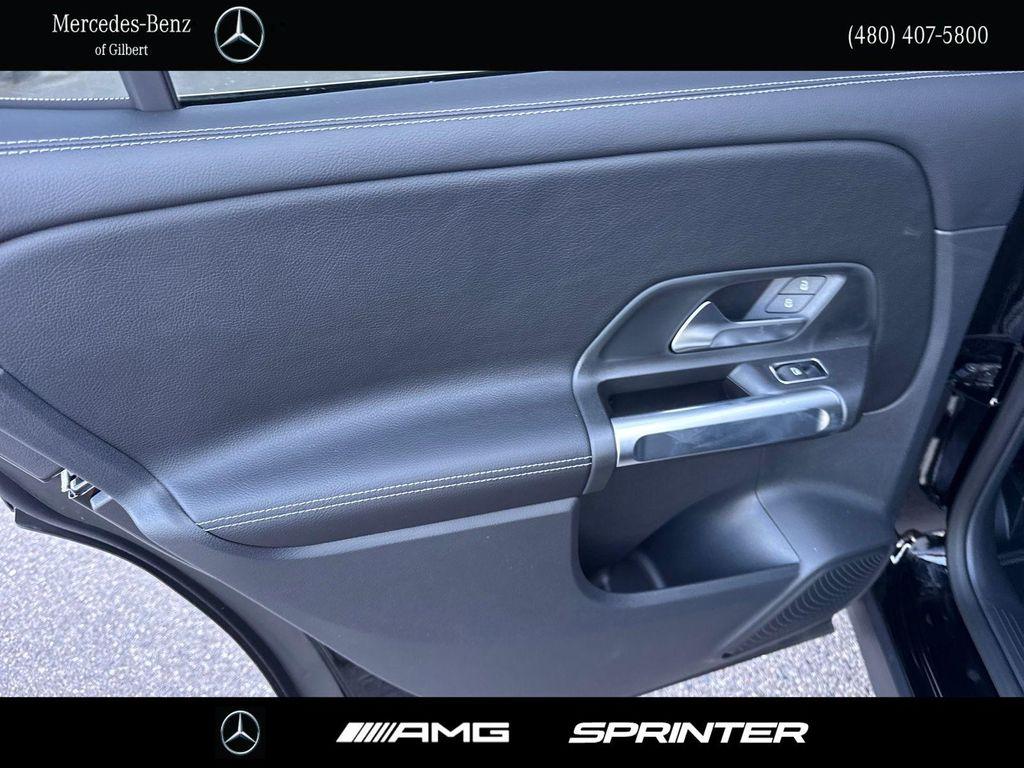 new 2025 Mercedes-Benz GLB 250 car, priced at $44,550