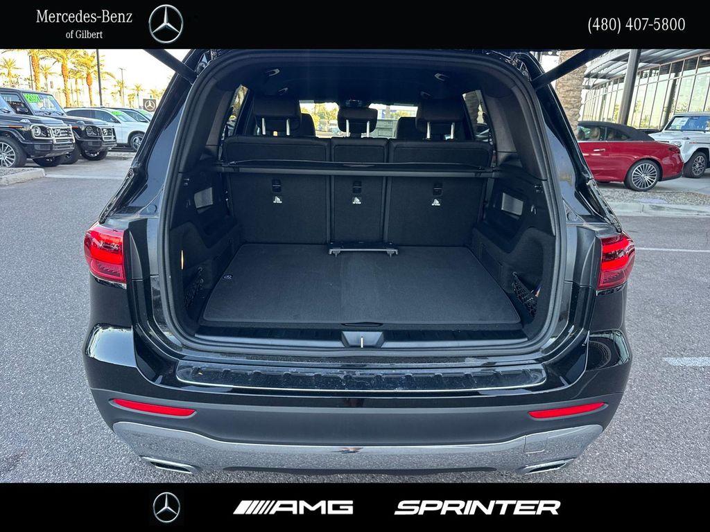 new 2025 Mercedes-Benz GLB 250 car, priced at $44,550