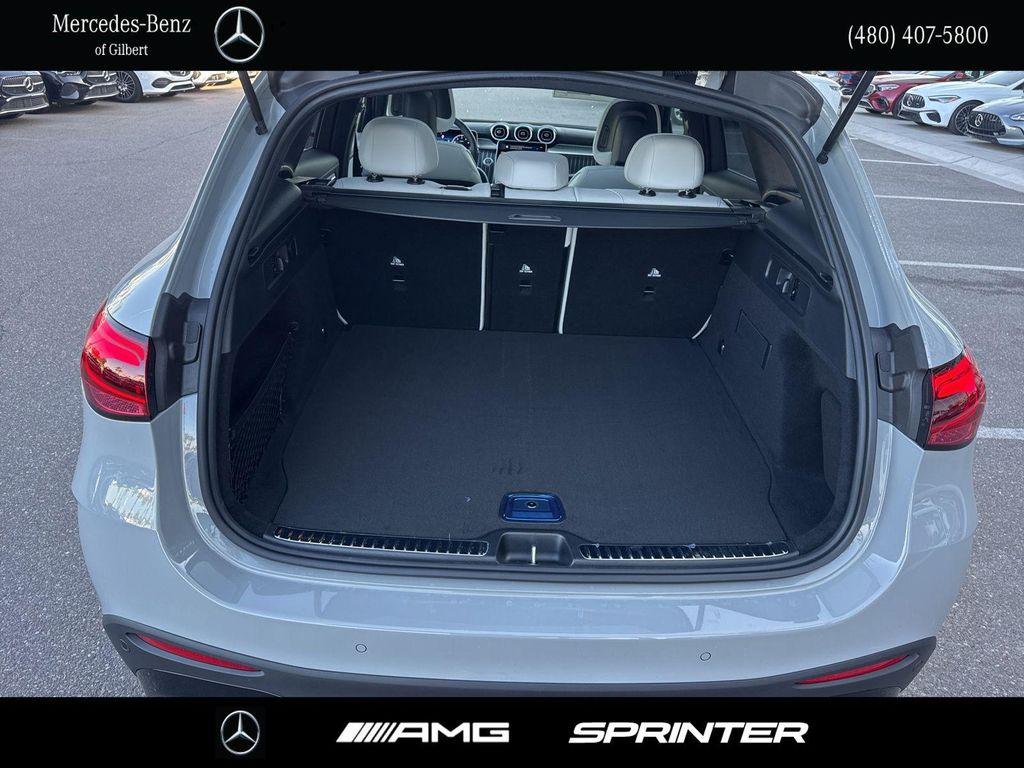 new 2025 Mercedes-Benz GLC 300 car, priced at $59,975