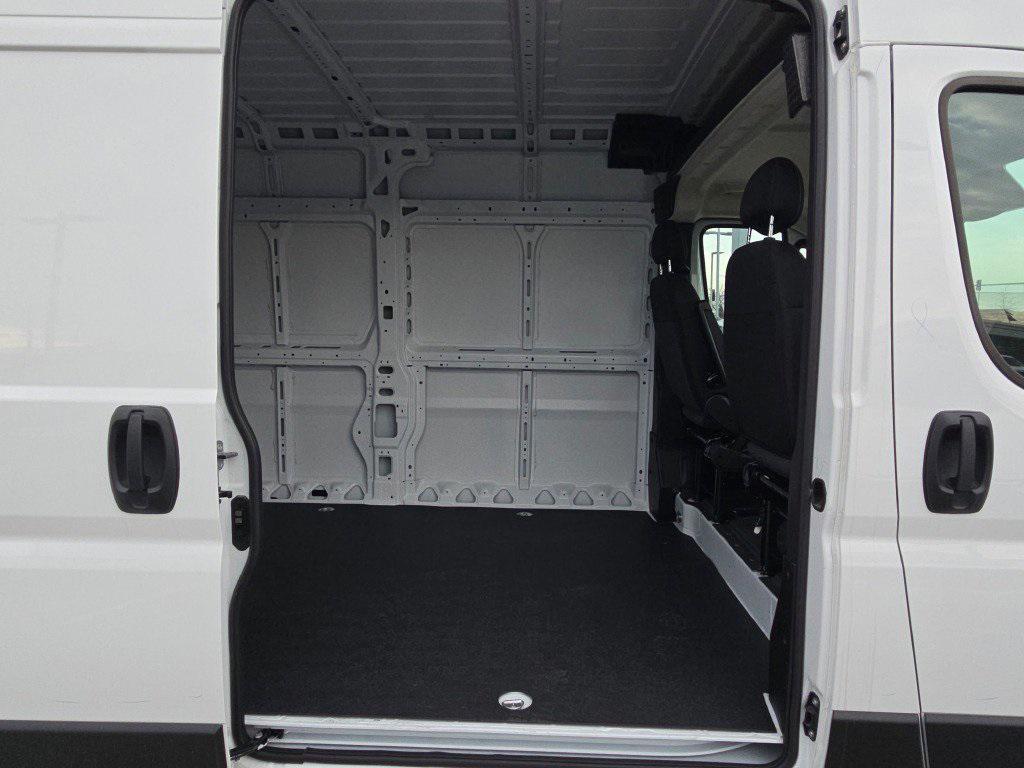 used 2024 Ram ProMaster 2500 car, priced at $38,000