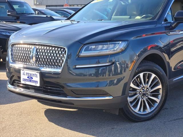 used 2022 Lincoln Nautilus car, priced at $25,477