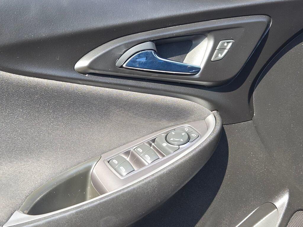 used 2018 Chevrolet Malibu car, priced at $10,800