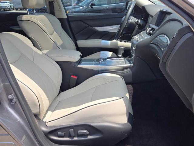 used 2016 INFINITI Q70 car, priced at $20,000