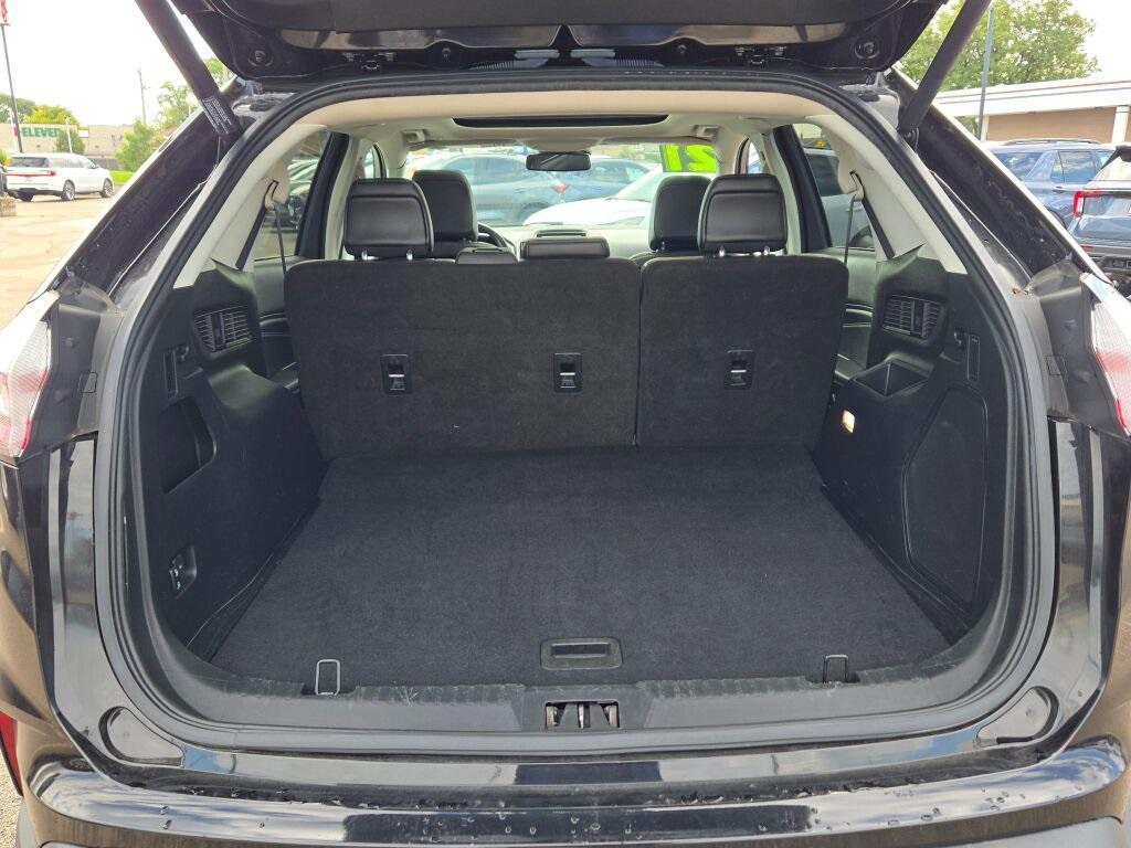 used 2021 Ford Edge car, priced at $20,900