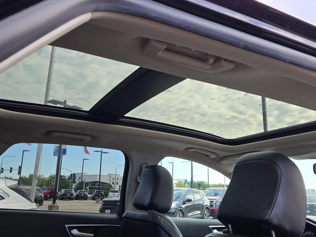 used 2021 Ford Edge car, priced at $20,900