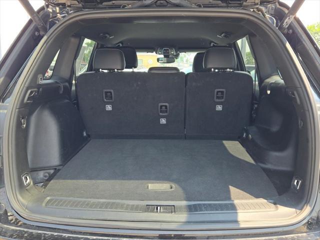 used 2023 Jeep Grand Cherokee car, priced at $31,000