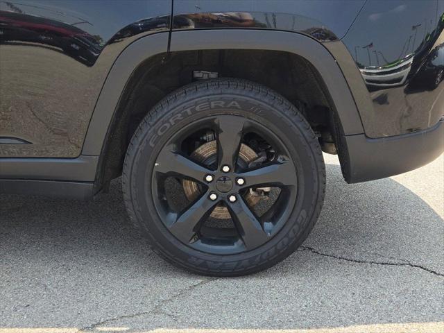 used 2023 Jeep Grand Cherokee car, priced at $31,000