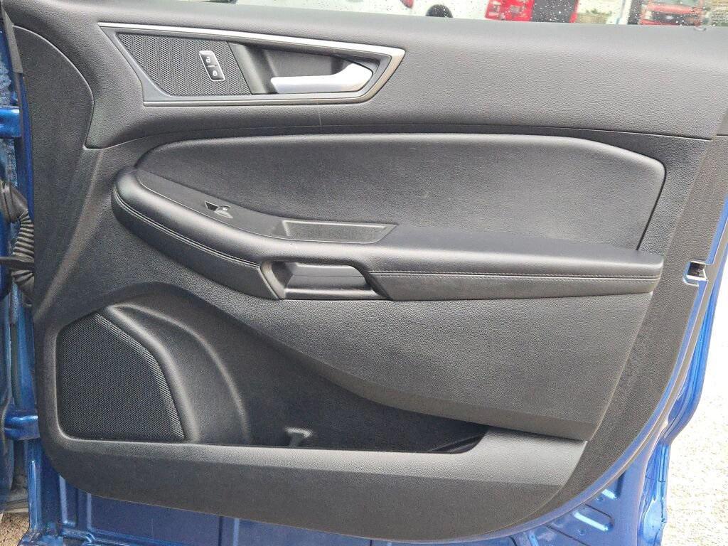 used 2022 Ford Edge car, priced at $24,995