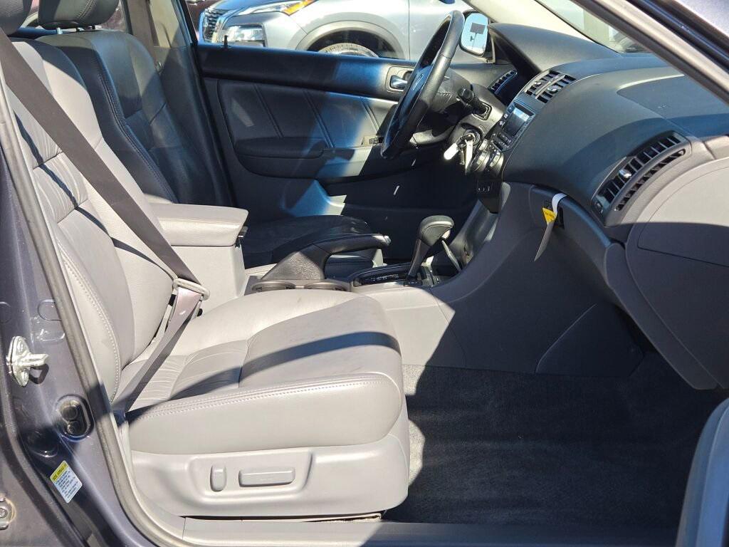 used 2006 Honda Accord car, priced at $12,495