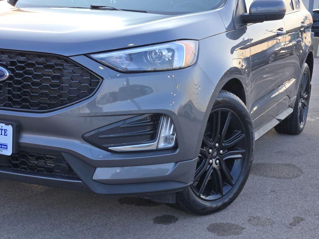 used 2022 Ford Edge car, priced at $25,000