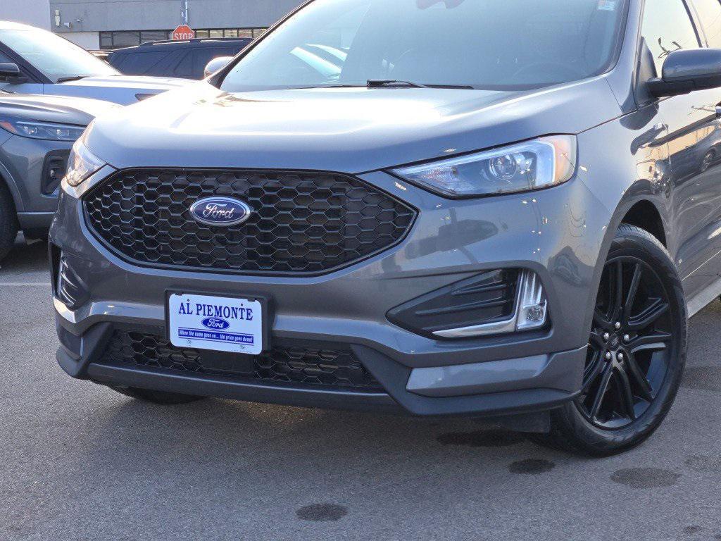 used 2022 Ford Edge car, priced at $25,000