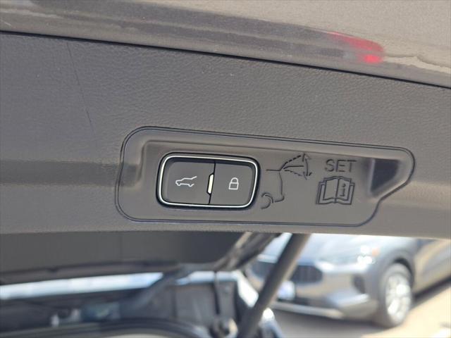 used 2022 Ford Explorer car, priced at $31,500