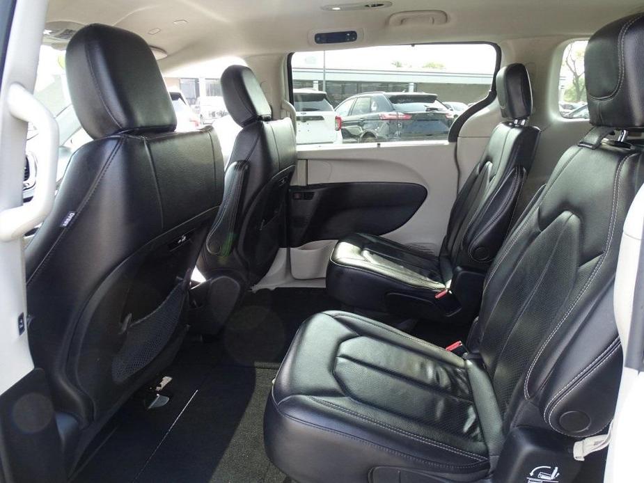 used 2022 Chrysler Pacifica car, priced at $25,077