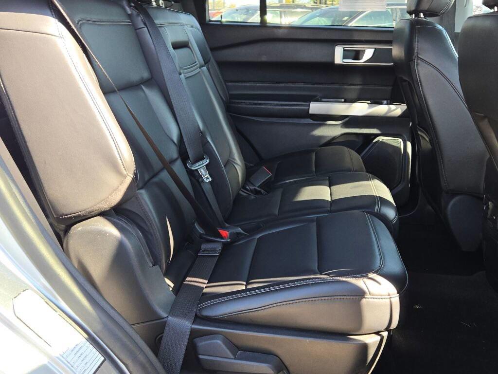 used 2024 Ford Explorer car, priced at $28,995