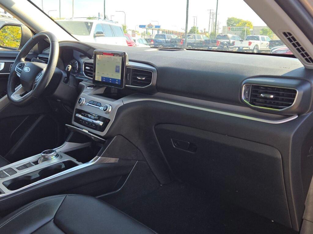 used 2024 Ford Explorer car, priced at $28,995