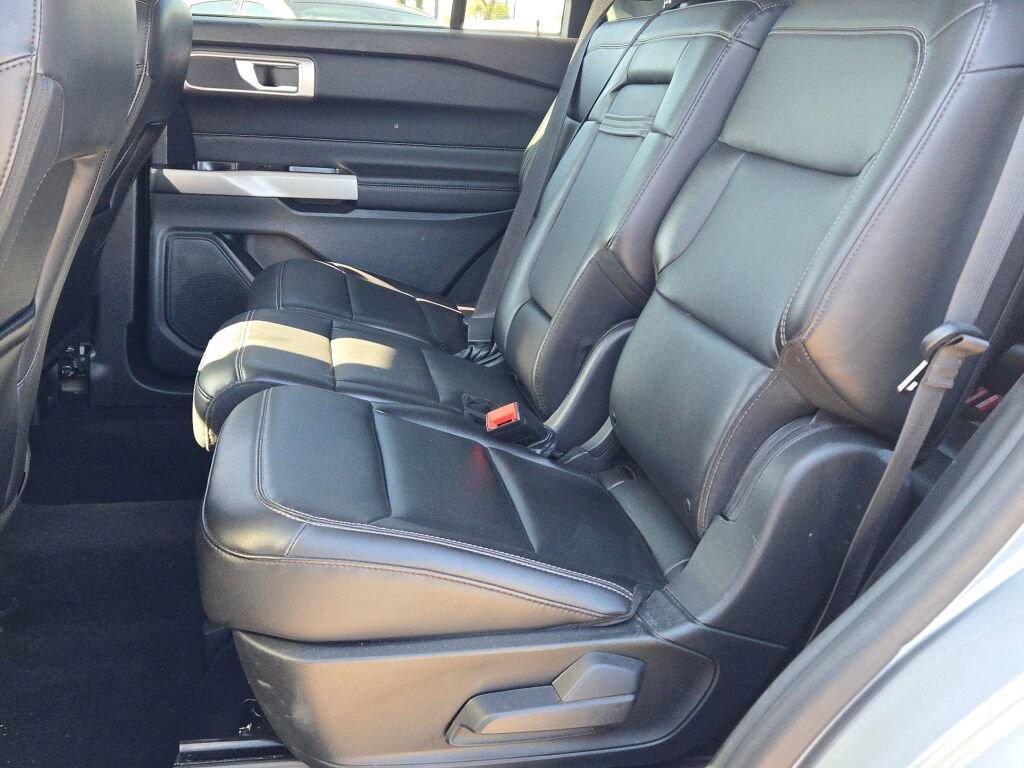 used 2024 Ford Explorer car, priced at $28,995