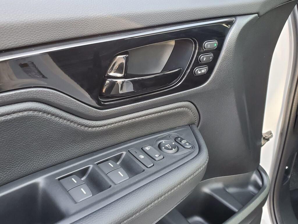 used 2024 Honda Odyssey car, priced at $43,500