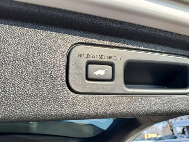 used 2024 Honda Odyssey car, priced at $45,997