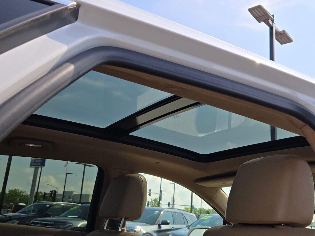 used 2019 Cadillac XT5 car, priced at $22,995