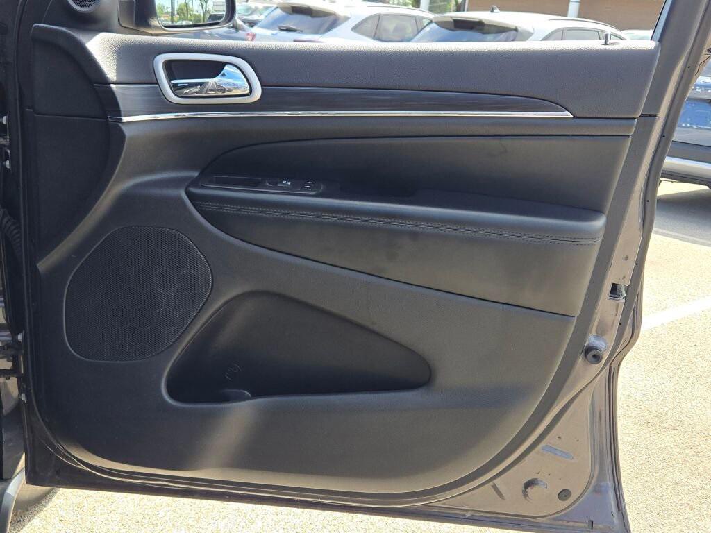 used 2021 Jeep Grand Cherokee car, priced at $23,995