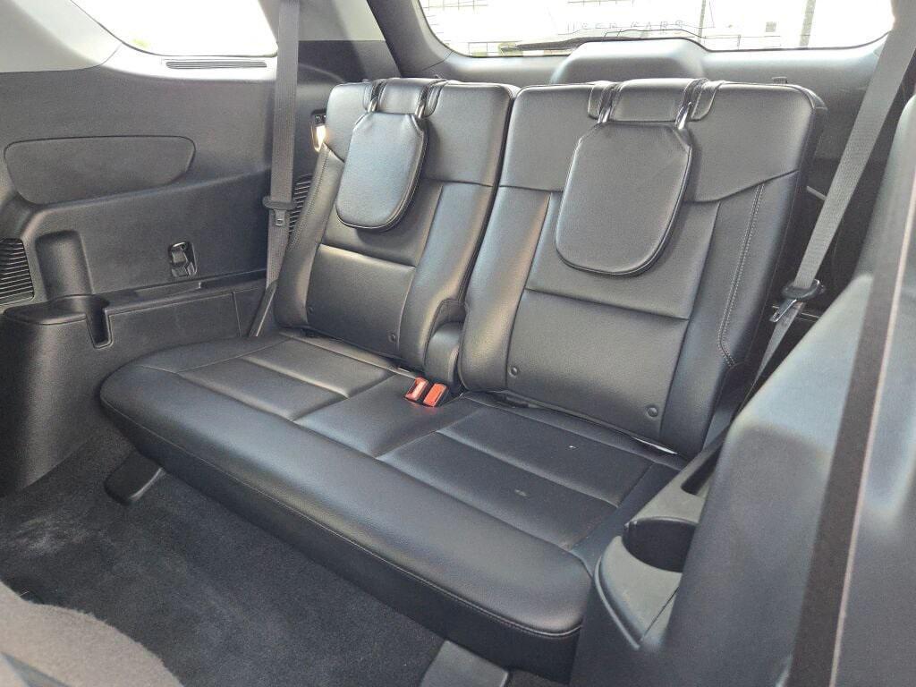used 2021 Ford Explorer car, priced at $29,900
