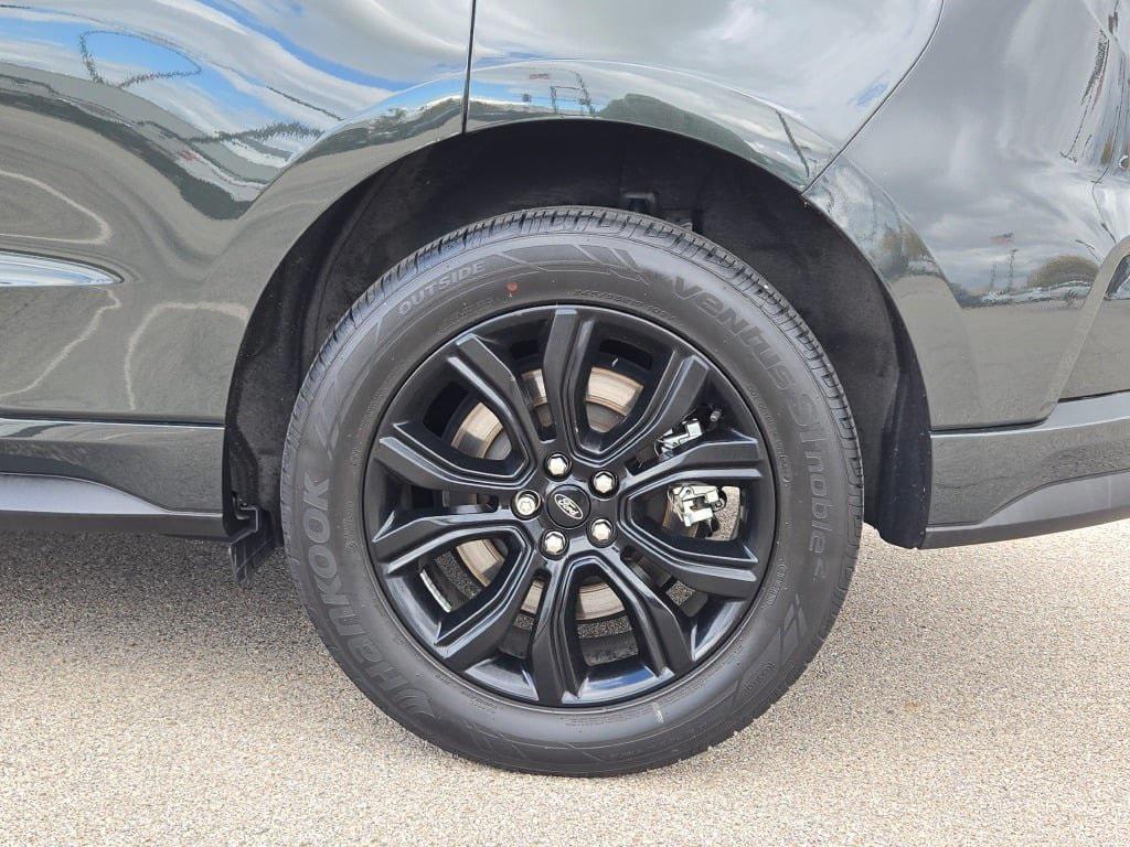 used 2022 Ford Edge car, priced at $24,995
