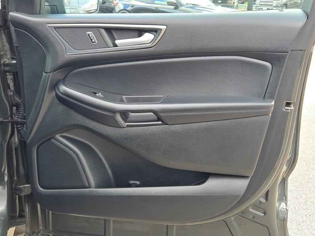 used 2022 Ford Edge car, priced at $24,995