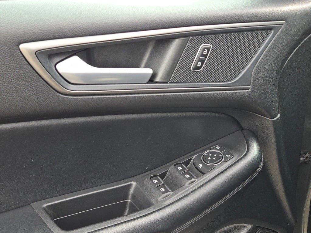 used 2022 Ford Edge car, priced at $24,995