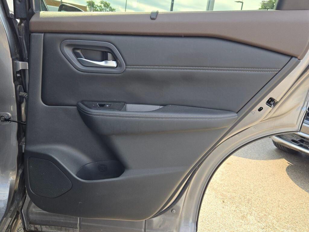 used 2023 Nissan Rogue car, priced at $25,995