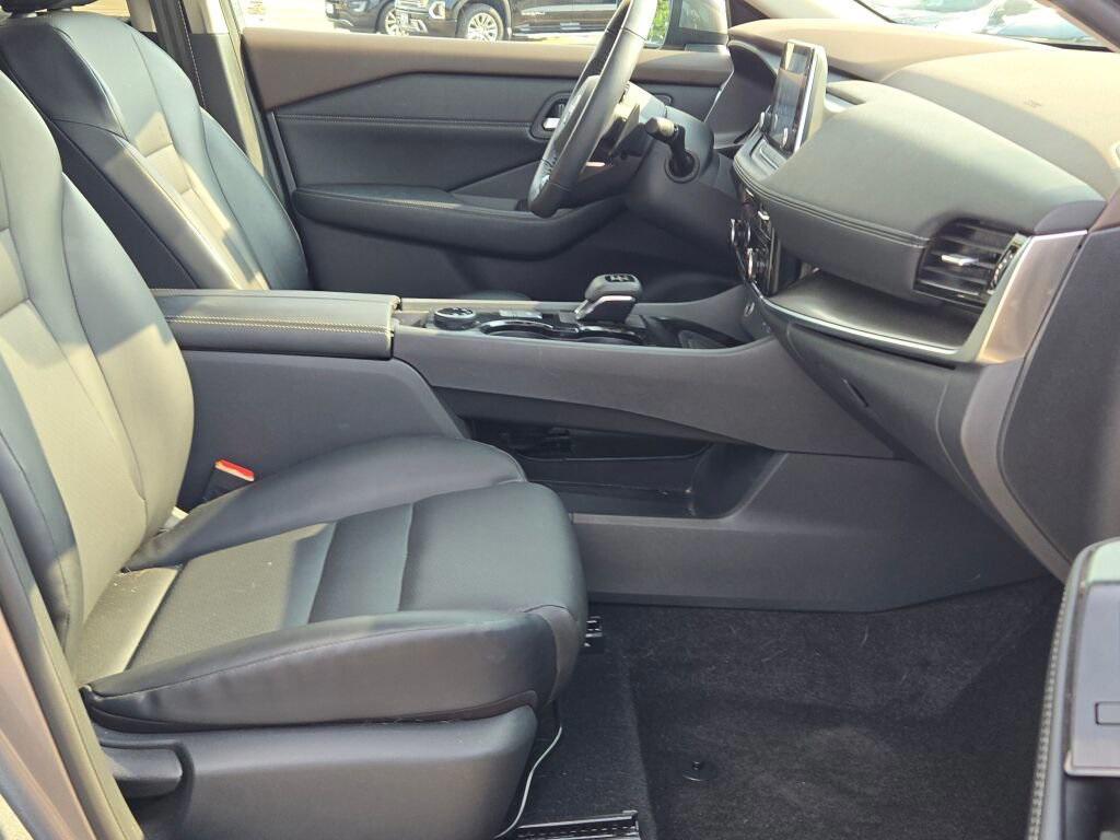used 2023 Nissan Rogue car, priced at $25,995