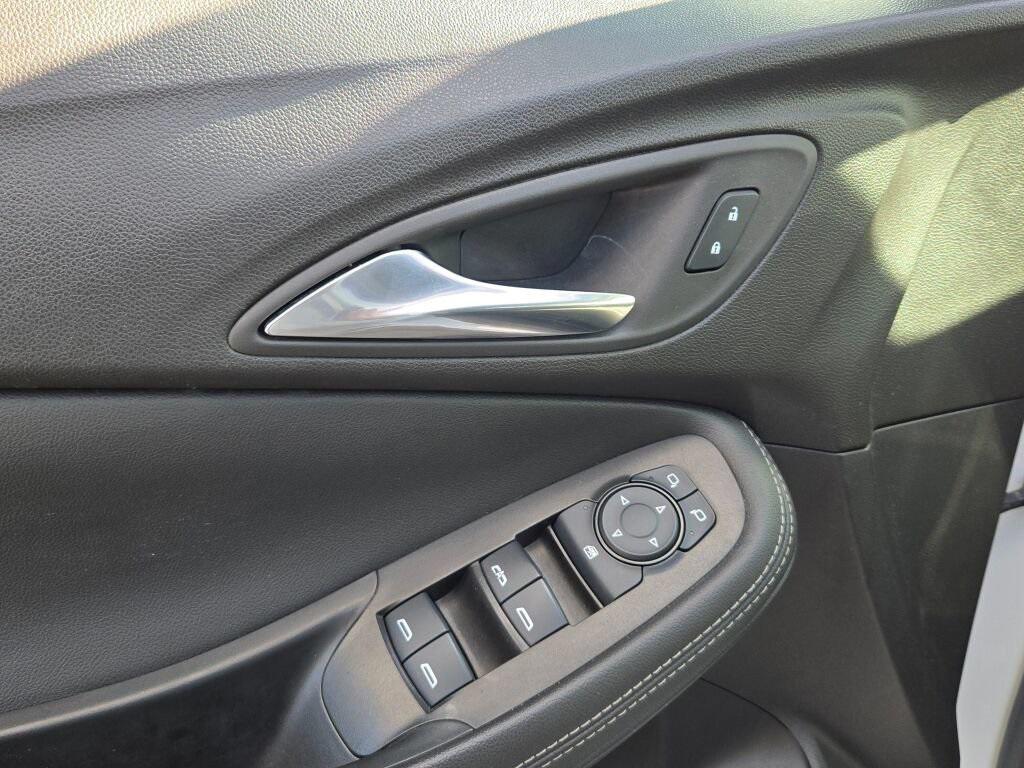 used 2022 Buick Encore GX car, priced at $19,995