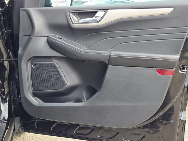 used 2022 Ford Escape car, priced at $28,877