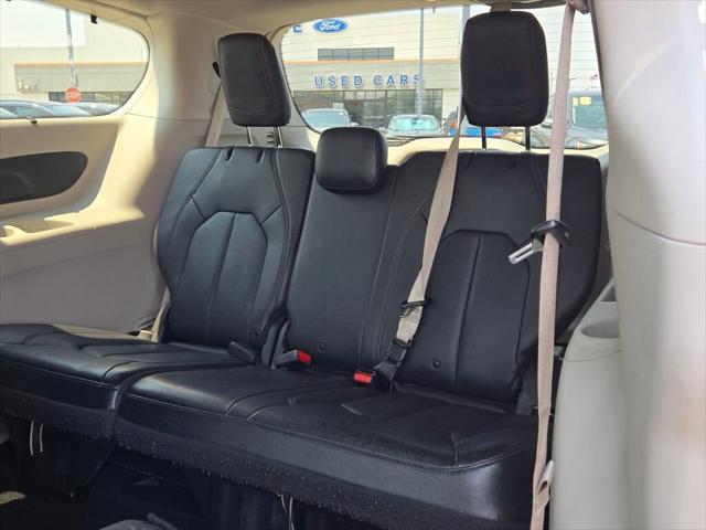 used 2020 Chrysler Pacifica car, priced at $16,000