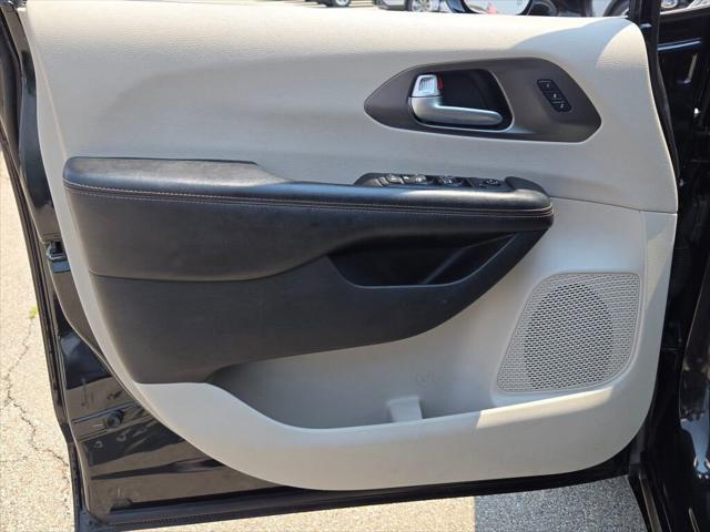 used 2020 Chrysler Pacifica car, priced at $16,000