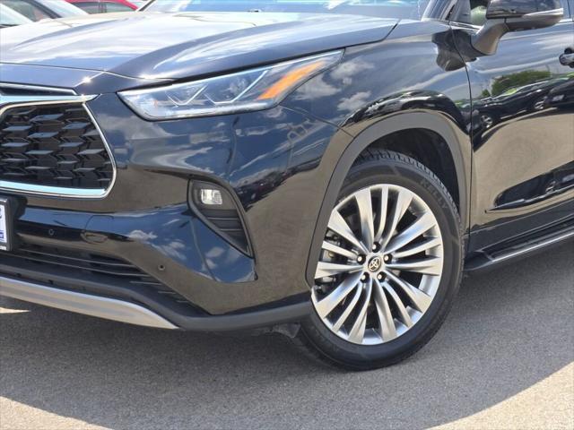 used 2022 Toyota Highlander car, priced at $44,977