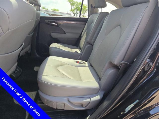 used 2022 Toyota Highlander car, priced at $44,897