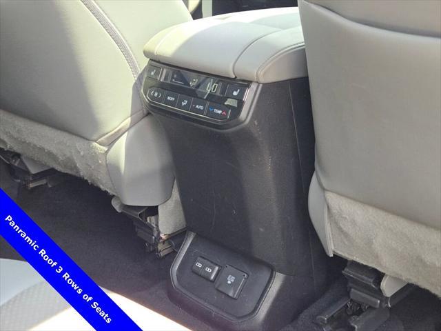 used 2022 Toyota Highlander car, priced at $44,897